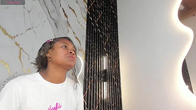 ebony hot1 online show from October 22, 2025, 2:16 pm