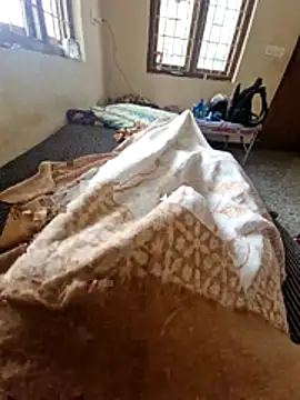 Yours daddy6728 online show from February 18, 2026, 8:00 am