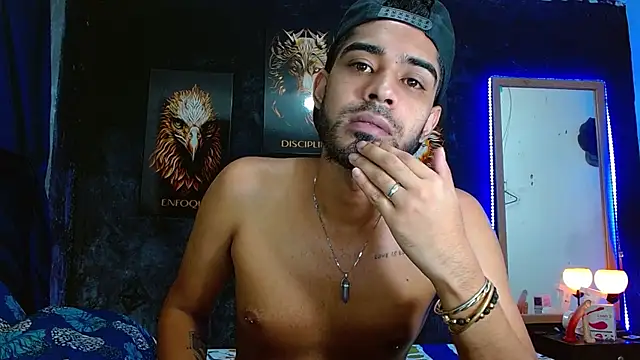 Snapshot of ryanse_hot chatting on November 12, 2025, 7:40 pm ryanse hot online show from November 12, 2025, 7:40 pm