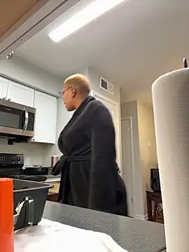 Snapshot of SexyHoneyRedd chatting on March 3, 2026, 11:34 pm SexyHoneyRedd online show from March 3, 2026, 11:34 pm