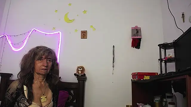 DominaLeona online show from January 30, 2025, 8:42 pm