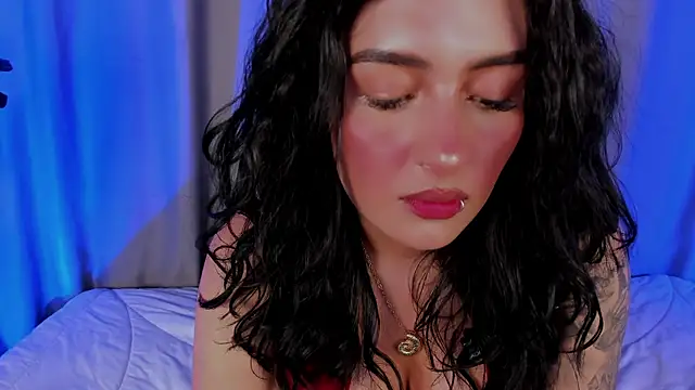 EviePhoenix online show from May 18, 2026, 10:14 pm