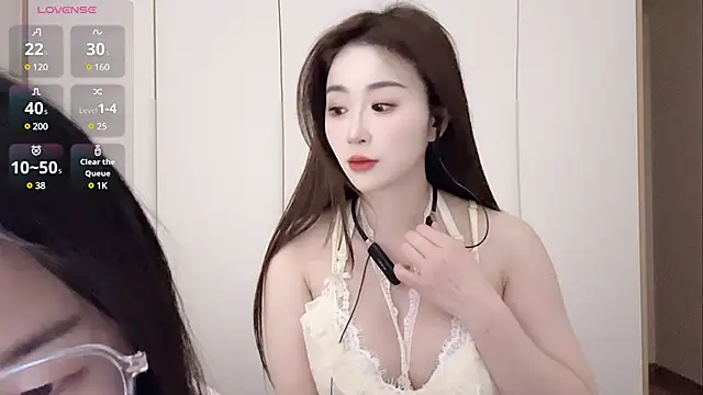 Sweet-Angel999 online show from February 5, 2025, 3:31 pm