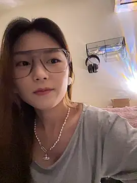 Sweet-Angel999 online show from February 5, 2026, 2:57 pm