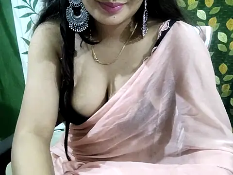 Aarvi Arora online show from March 3, 2025, 3:11 pm