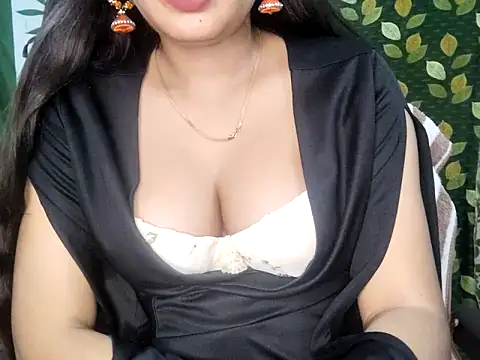 Aarvi Arora online show from October 3, 2025, 10:06 am