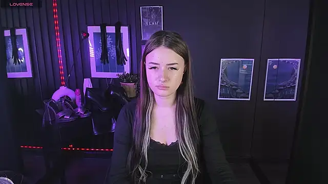 Lily Moonlight online show from January 30, 2025, 8:01 am