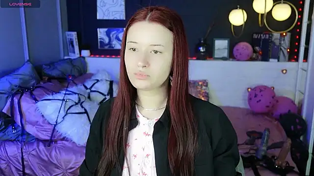 Lily Moonlight online show from February 20, 2026, 1:46 pm