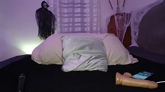 Joanachupa online show from October 19, 2025, 7:49 pm