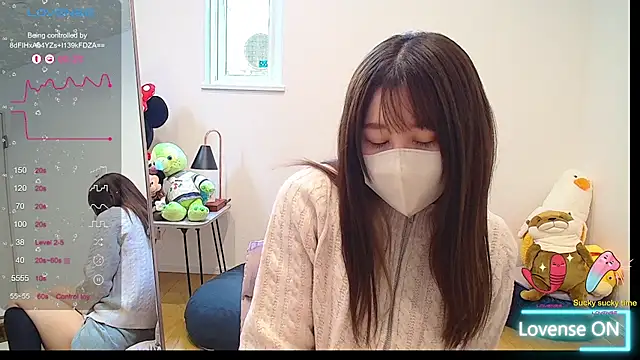 Snapshot of Mamu_Mamu_ chatting on January 15, 2025, 3:43 am Mamu Mamu online show from January 15, 2025, 3:43 am