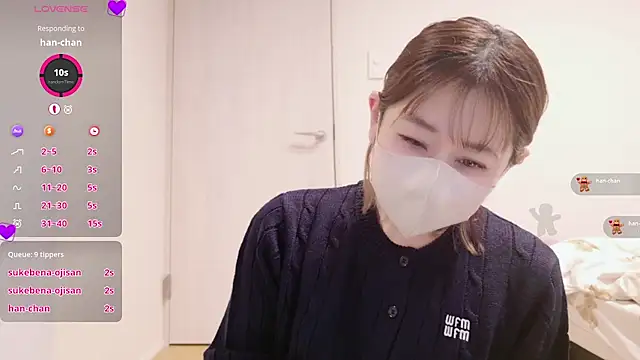 Snapshot of Mamu_Mamu_ chatting on October 18, 2025, 9:39 pm Mamu Mamu online show from October 18, 2025, 9:39 pm