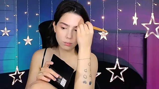 Stacy Gonzales  online show from October 14, 2025, 6:25 am