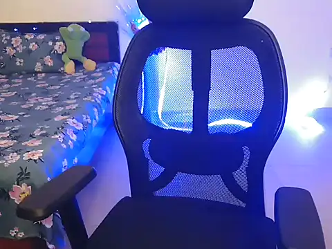 WildRuhi20 online show from March 23, 2026, 4:56 am