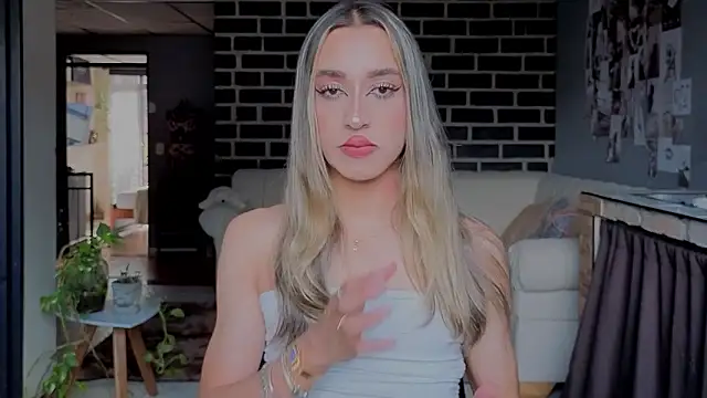 Goddivaa online show from April 14, 2026, 9:31 pm