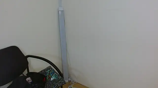 JessicaRabbit04 online show from September 27, 2025, 3:45 am