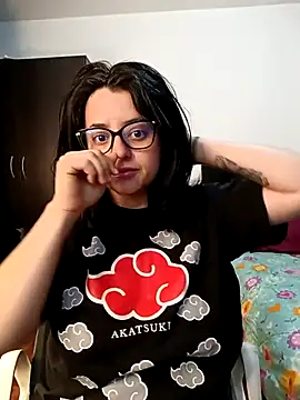 Lin-cute online show from November 30, 2025, 11:38 pm