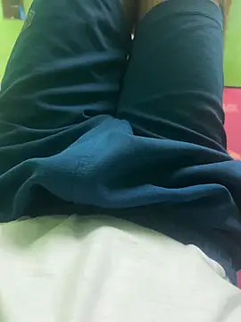 pussylover143x online show from November 11, 2025, 1:28 pm