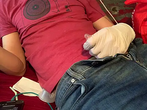 skatebored online show from March 6, 2025, 9:09 pm