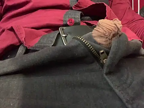 skatebored online show from January 22, 2025, 8:38 pm