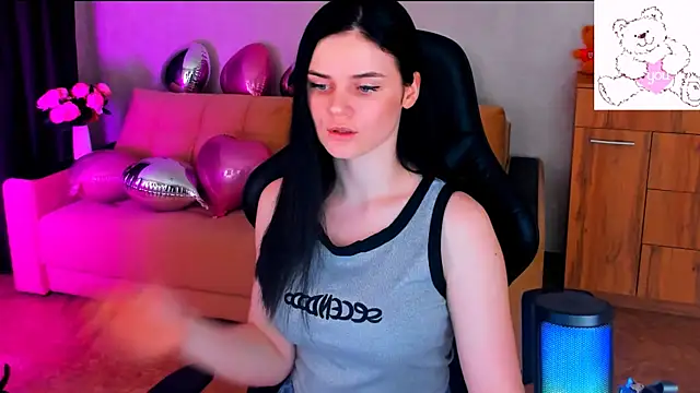 Lora Cain online show from February 14, 2025, 7:02 pm