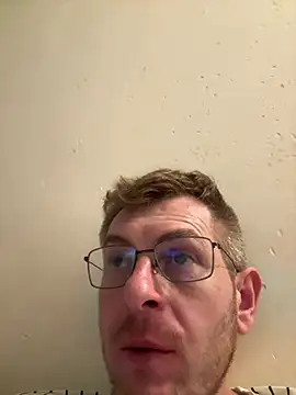 adrian90bi11 online show from March 26, 2026, 5:22 pm