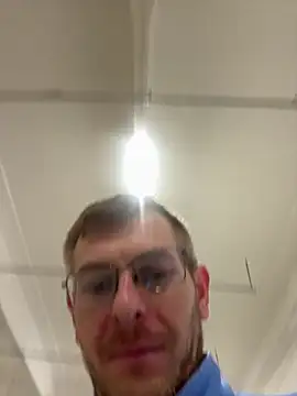 adrian90bi11 online show from March 27, 2026, 5:27 am