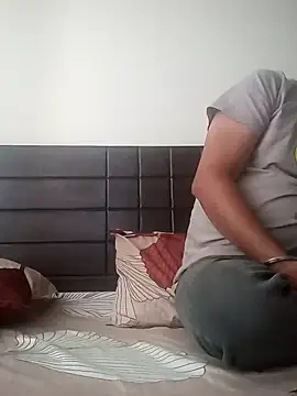 rags pussylicker online show from January 24, 2025, 5:21 am