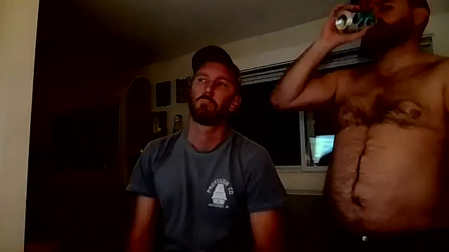 Snapshot of Forest_Smith chatting on June 20, 2026, 7:46 am Forest Smith online show from June 20, 2026, 7:46 am