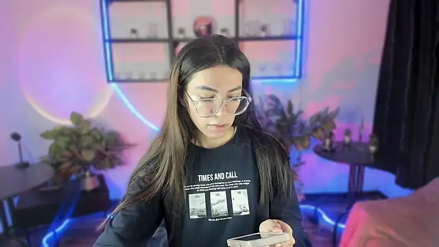 electra goddes online show from November 29, 2025, 3:28 am