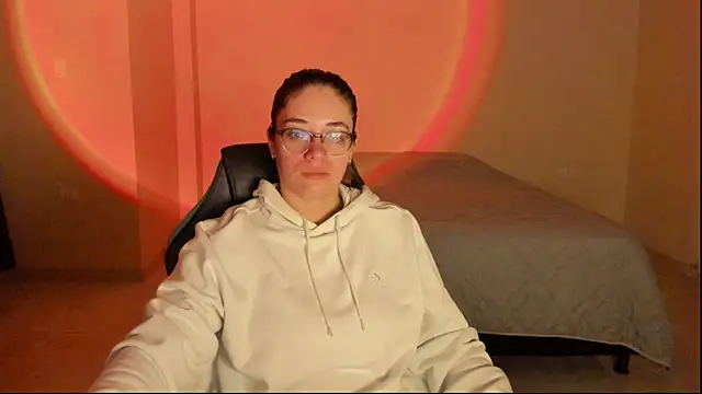 atenas 05  online show from October 29, 2025, 9:30 am