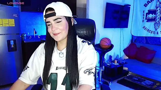 BABYFANTASY 1 online show from March 22, 2025, 8:59 pm