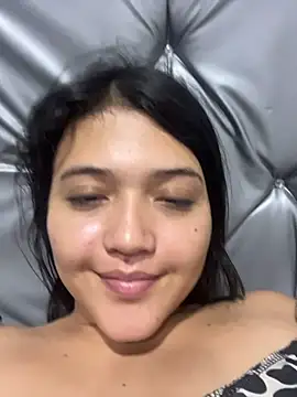 Snapshot of alisson_carolina73 chatting on July 17, 2026, 1:36 am alisson carolina73 online show from July 17, 2026, 1:36 am