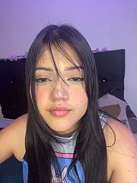 alisson carolina73 online show from February 16, 2025, 11:28 pm