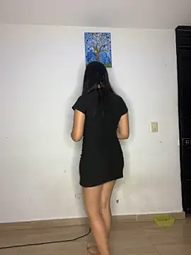 alisson carolina73 online show from February 26, 2025, 4:30 am