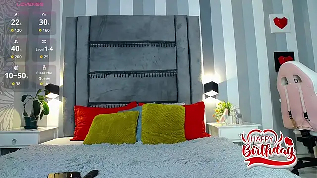 Julianewell online show from October 25, 2025, 12:50 pm