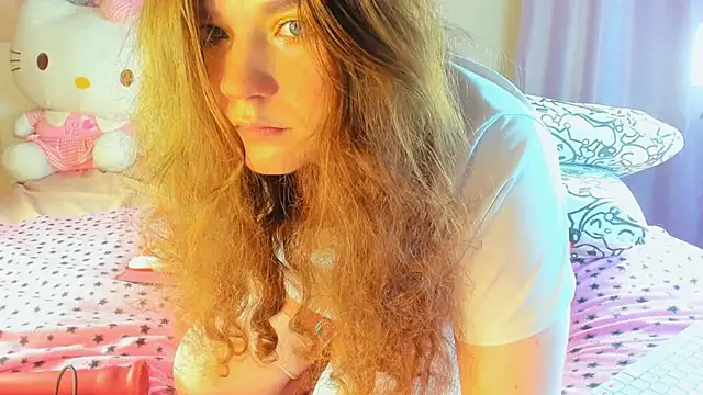 kuraii1  online show from October 18, 2025, 2:24 am