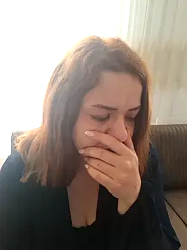 cansuozell online show from January 9, 2026, 5:58 am