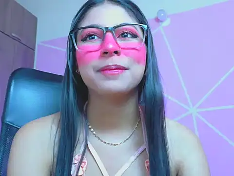 Snapshot of _ALLYSON18_ chatting on April 27, 2026, 11:52 am ALLYSON18 online show from April 27, 2026, 11:52 am