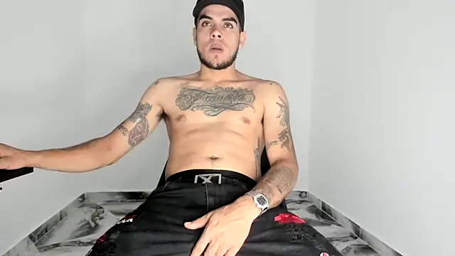 Snapshot of mikee_scooth chatting on November 23, 2025, 7:02 pm mikee scooth online show from November 23, 2025, 7:02 pm