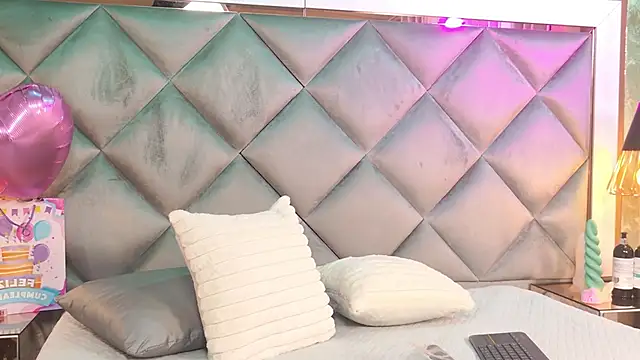 ammy durand online show from October 1, 2025, 7:51 pm