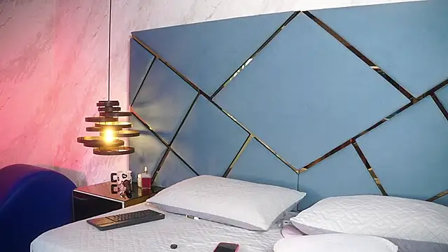 ammy durand online show from February 28, 2026, 7:13 pm