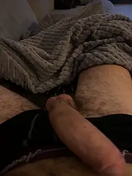 aekacam online show from October 15, 2025, 8:28 pm