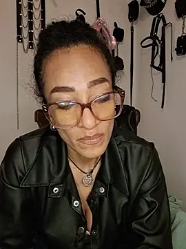 Snapshot of SamaraMartinez chatting on April 29, 2026, 6:25 pm SamaraMartinez online show from April 29, 2026, 6:25 pm