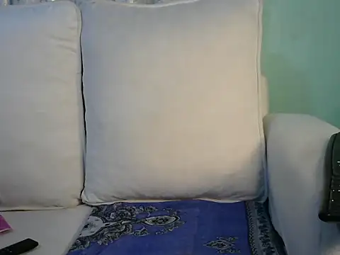 Snapshot of Caryyyl chatting on September 11, 2025, 9:53 am Caryyyl online show from September 11, 2025, 9:53 am