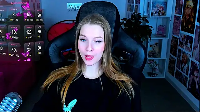 CuteMousee online show from February 9, 2025, 8:54 am