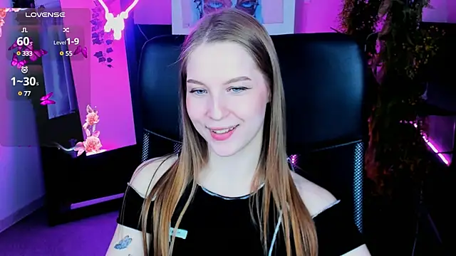 CuteMousee online show from February 25, 2025, 2:48 pm