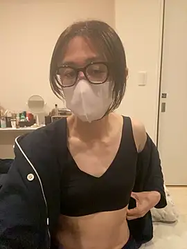 mel  mel online show from March 29, 2026, 1:24 pm