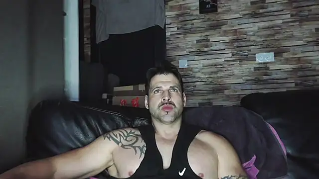 XxBigboybandxX online show from February 14, 2026, 6:41 pm