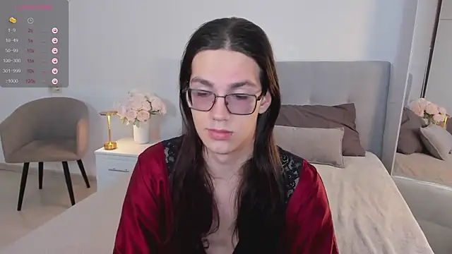 Alfreda Mills online show from September 25, 2025, 9:59 am