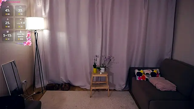 Snapshot of EngelAlman chatting on October 2, 2025, 6:06 am EngelAlman online show from October 2, 2025, 6:06 am